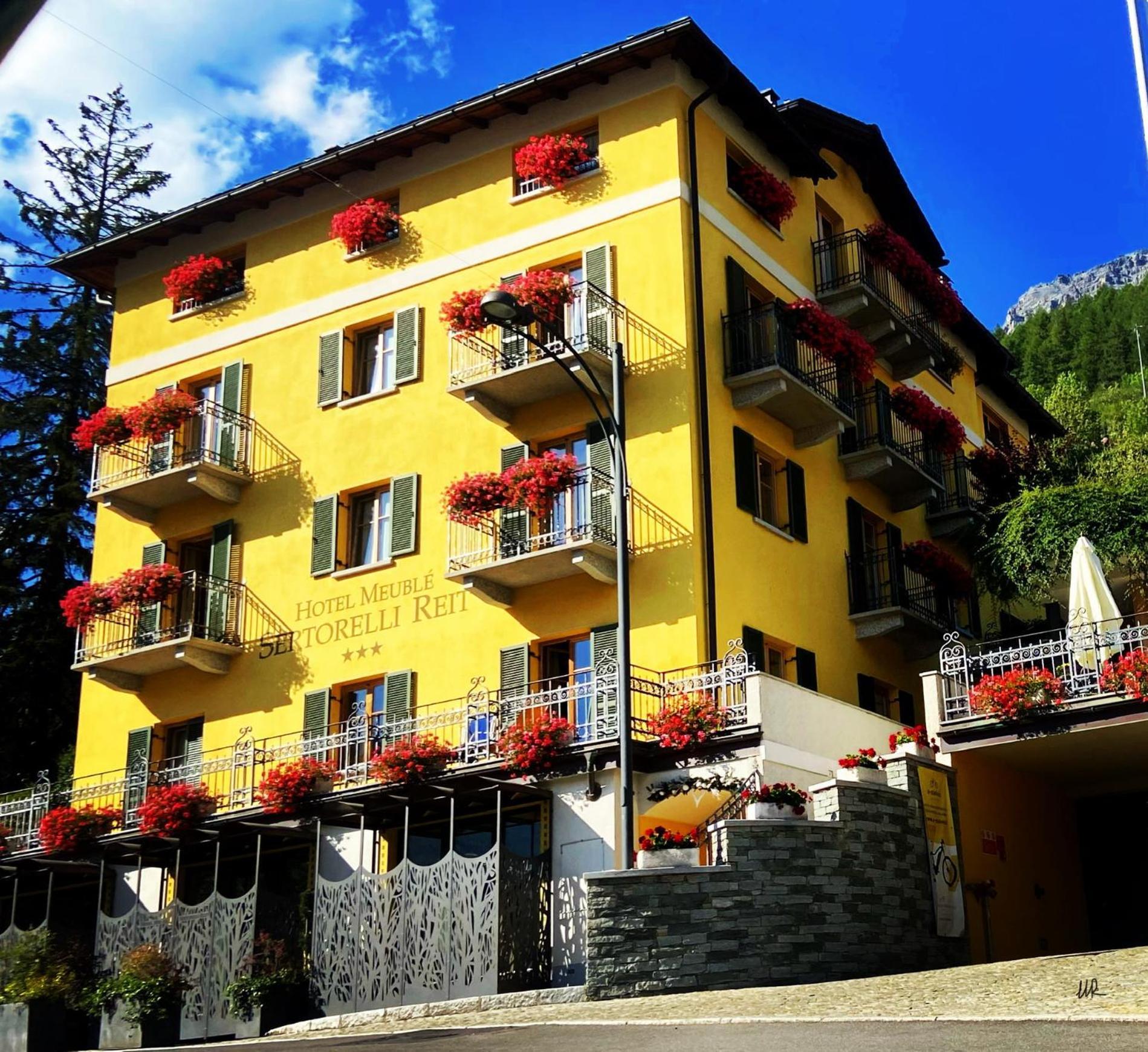 Hotel Meuble Sertorelli Reit Bormio Buitenkant foto